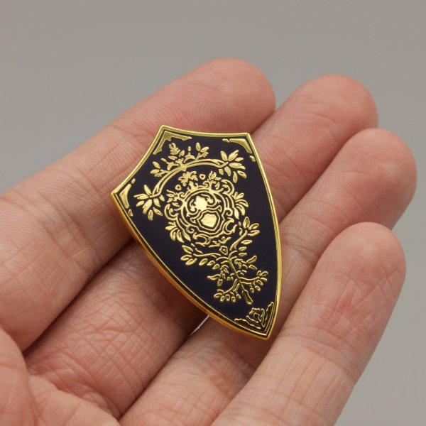 Dark Souls: Crest Shield hard enamel pin